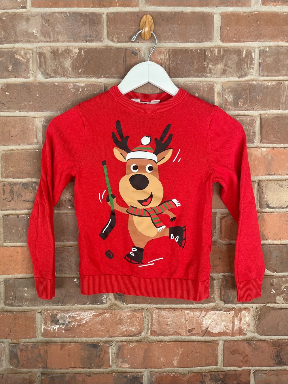 H&M Boy Christmas Sweater size 6/7 # 262